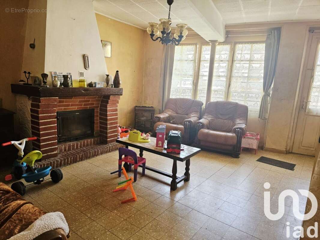 Maison 120 m² à Villecien  - photo 2