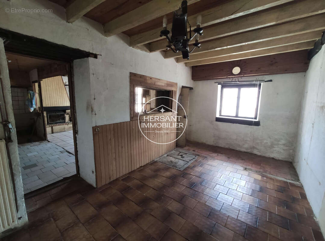 Maison 77 m² à Baccon  - photo 3
