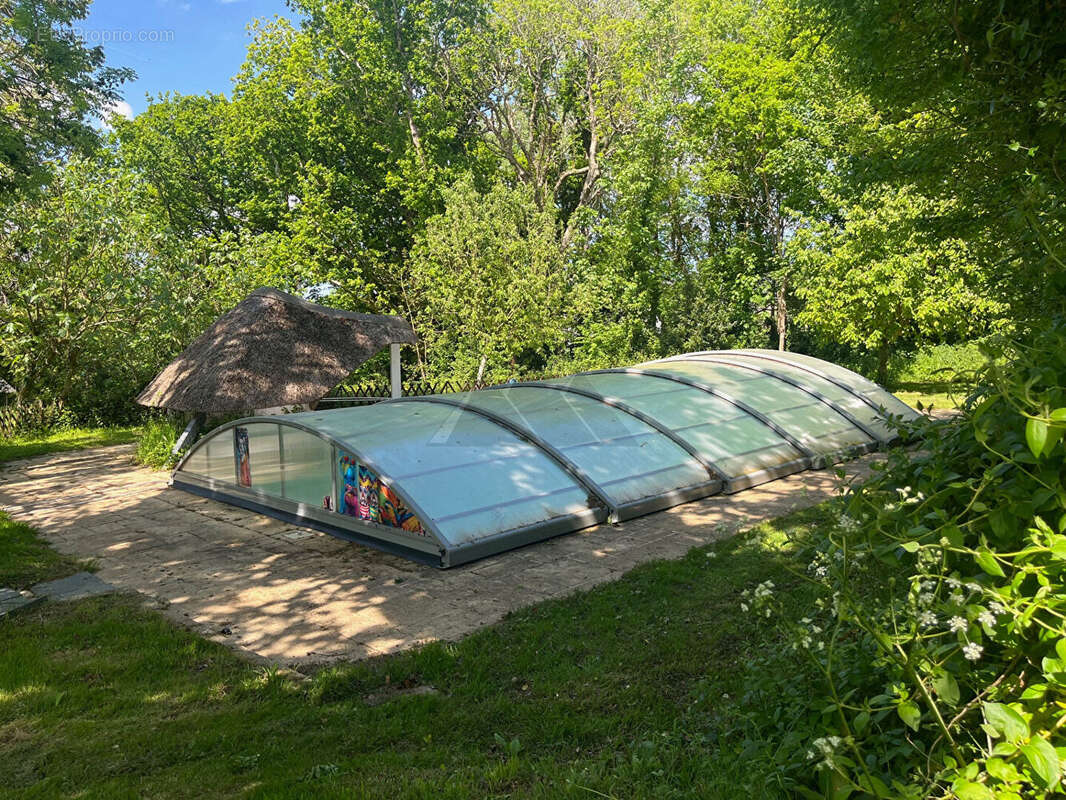 Maison à LOGONNA-DAOULAS