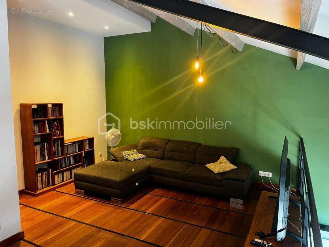 Maison à LES AVIRONS