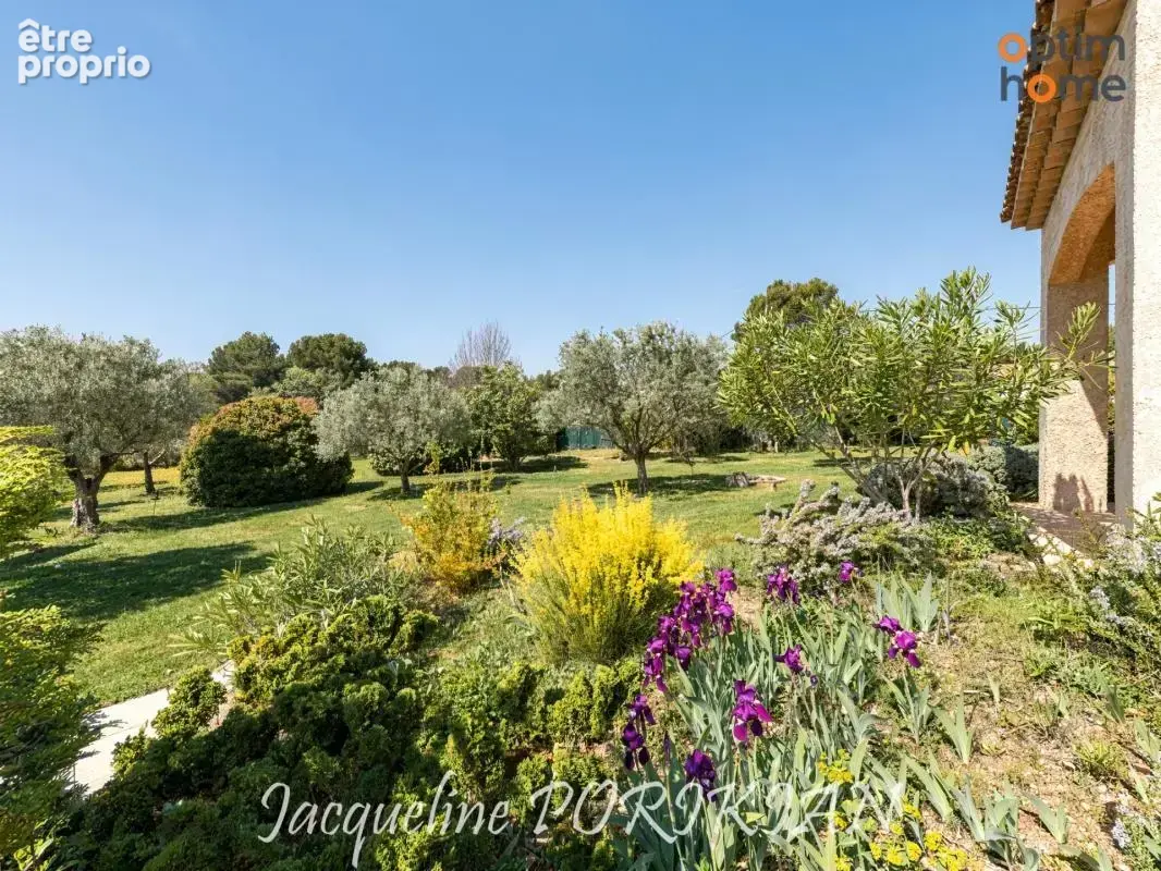La Motte d'Aigues : Villa 4/5 pièces plus dépendance sur 3 160 m² de terrain arboré avec piscine - photo 32