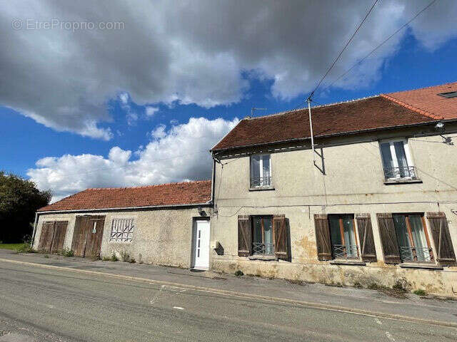 Photo 2 - Maison à MONTOLIVET