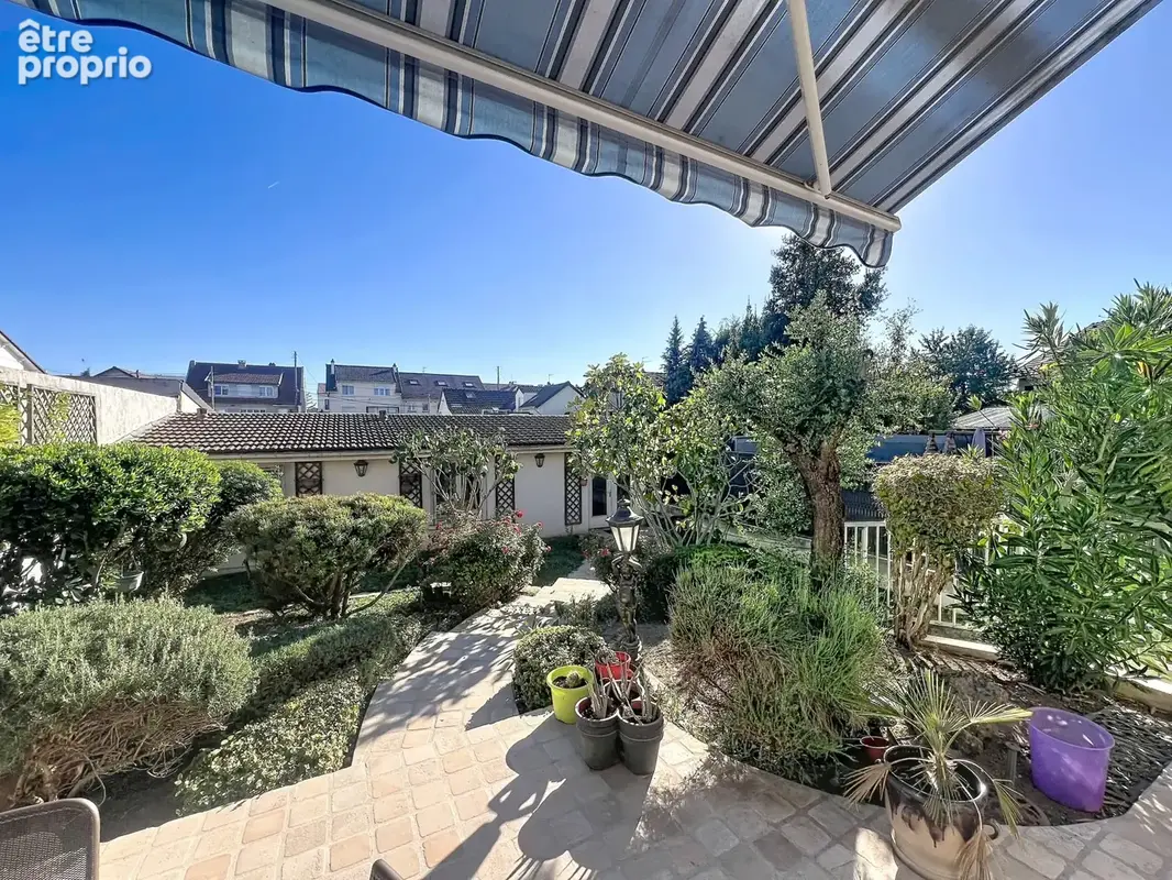 Pavillon de standing independant de 1986 sur 402 m2 de terrain paysage - photo 8
