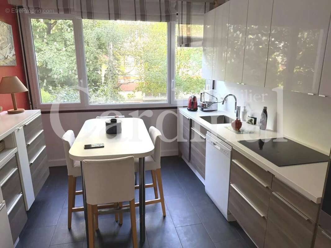 Appartement à NOISY-LE-ROI