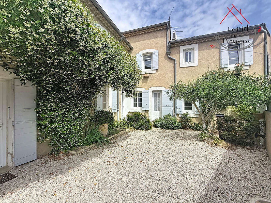 Maison à JONQUERETTES