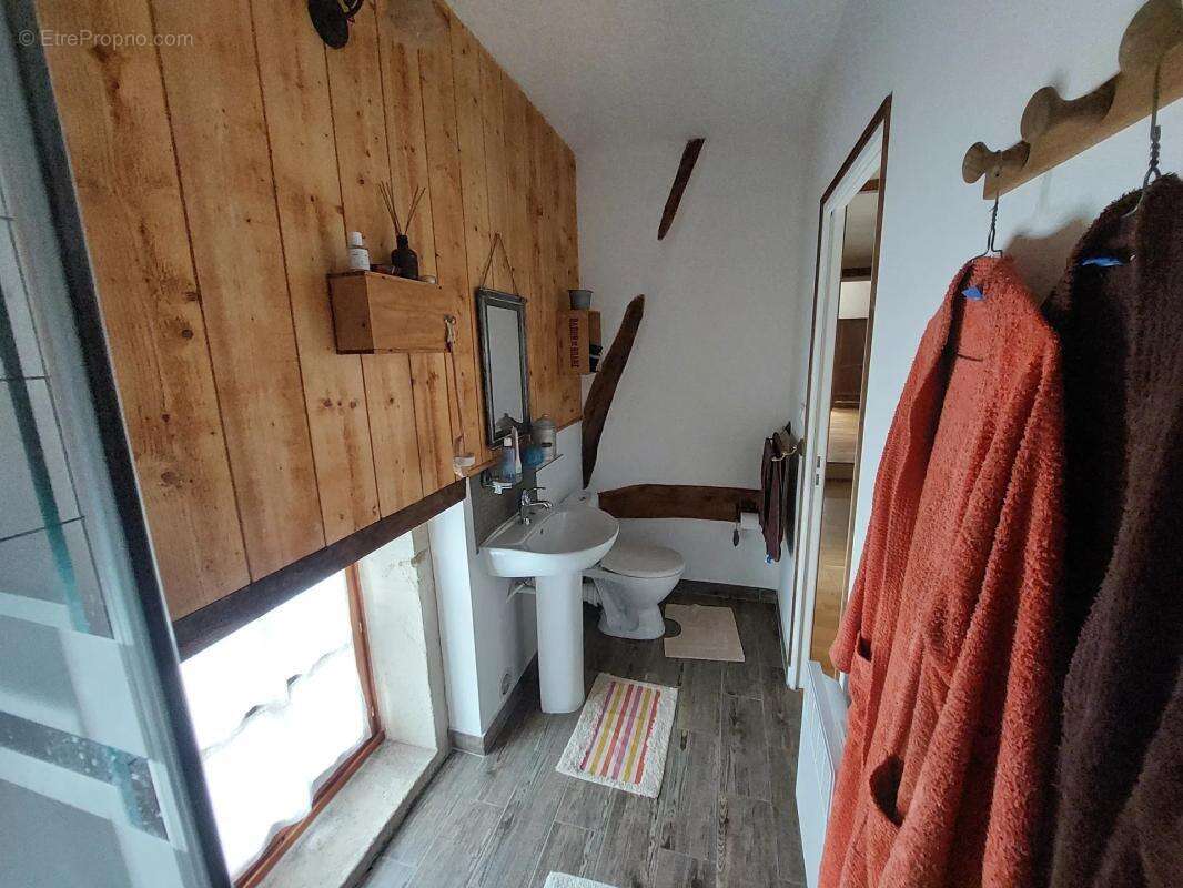 Maison de 6 pièces de 106 m² à Corvol-l'Orgueilleux - photo 12