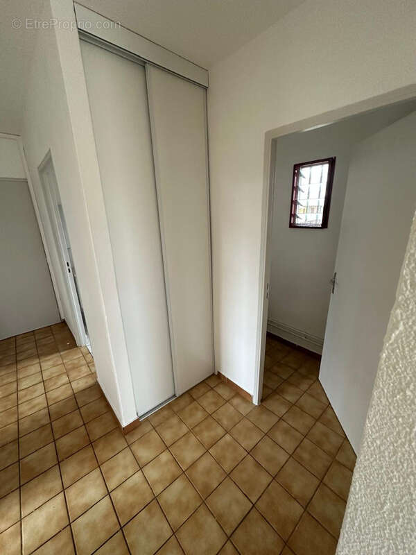 Appartement à KOUROU