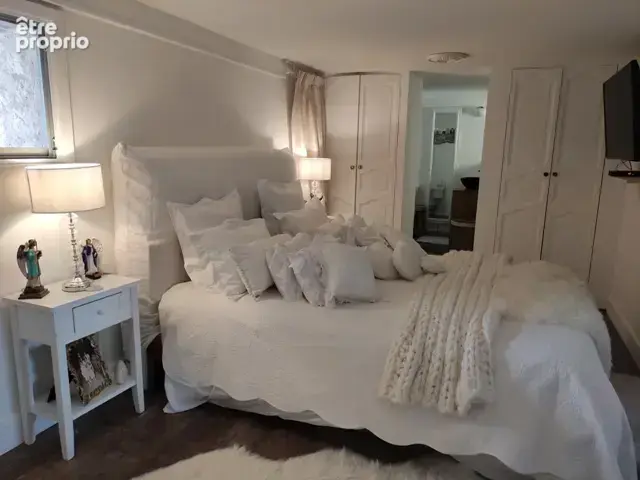 Magnifique maison en pierre avec gîte attenant et 6 575 m2 de terrain arboré - photo 20