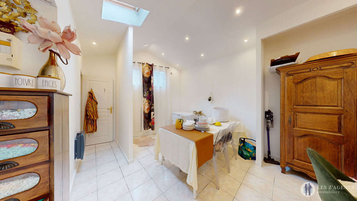 Appartement à SAINT-MARTIN-D'HERES