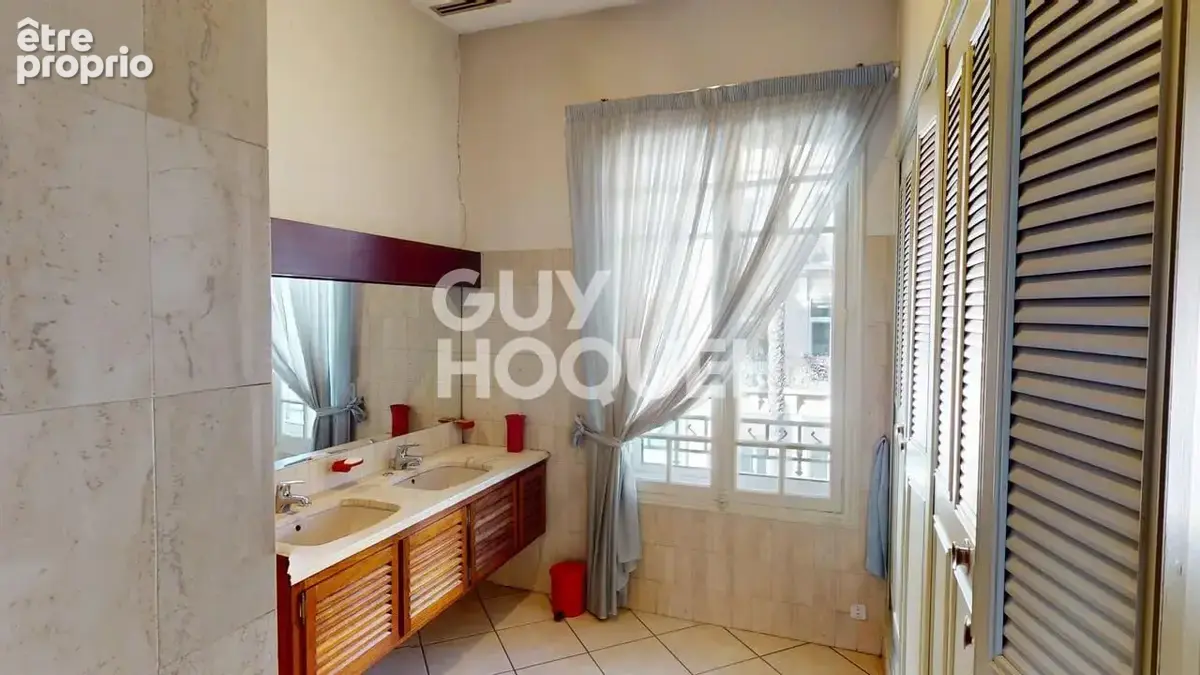 PERPIGNAN en face des Dames de France, Appartement bourgeois, 5 pièces, 140m² avec terrasse. - photo 13