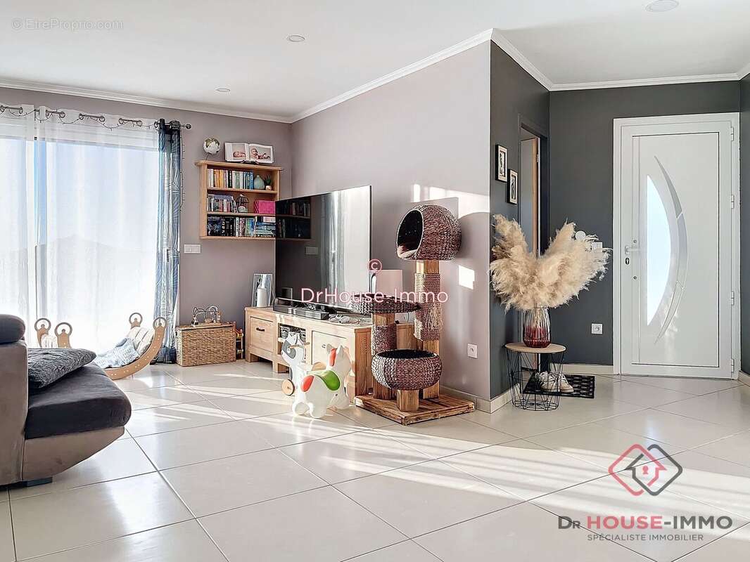 Maison à COULOUNIEIX-CHAMIERS