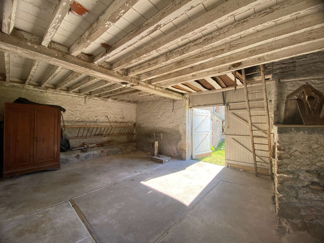 Maison à AVERDON
