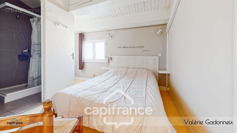 Maison à SAINTE-SOULLE