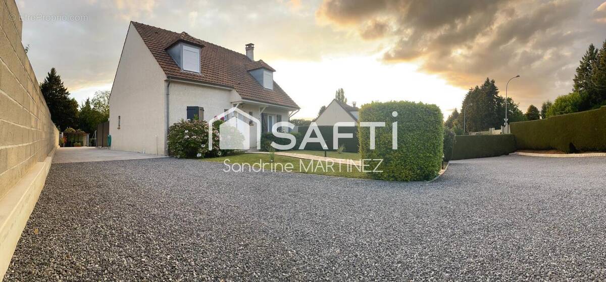 Photo 1 - Maison à SAINTE-GENEVIEVE