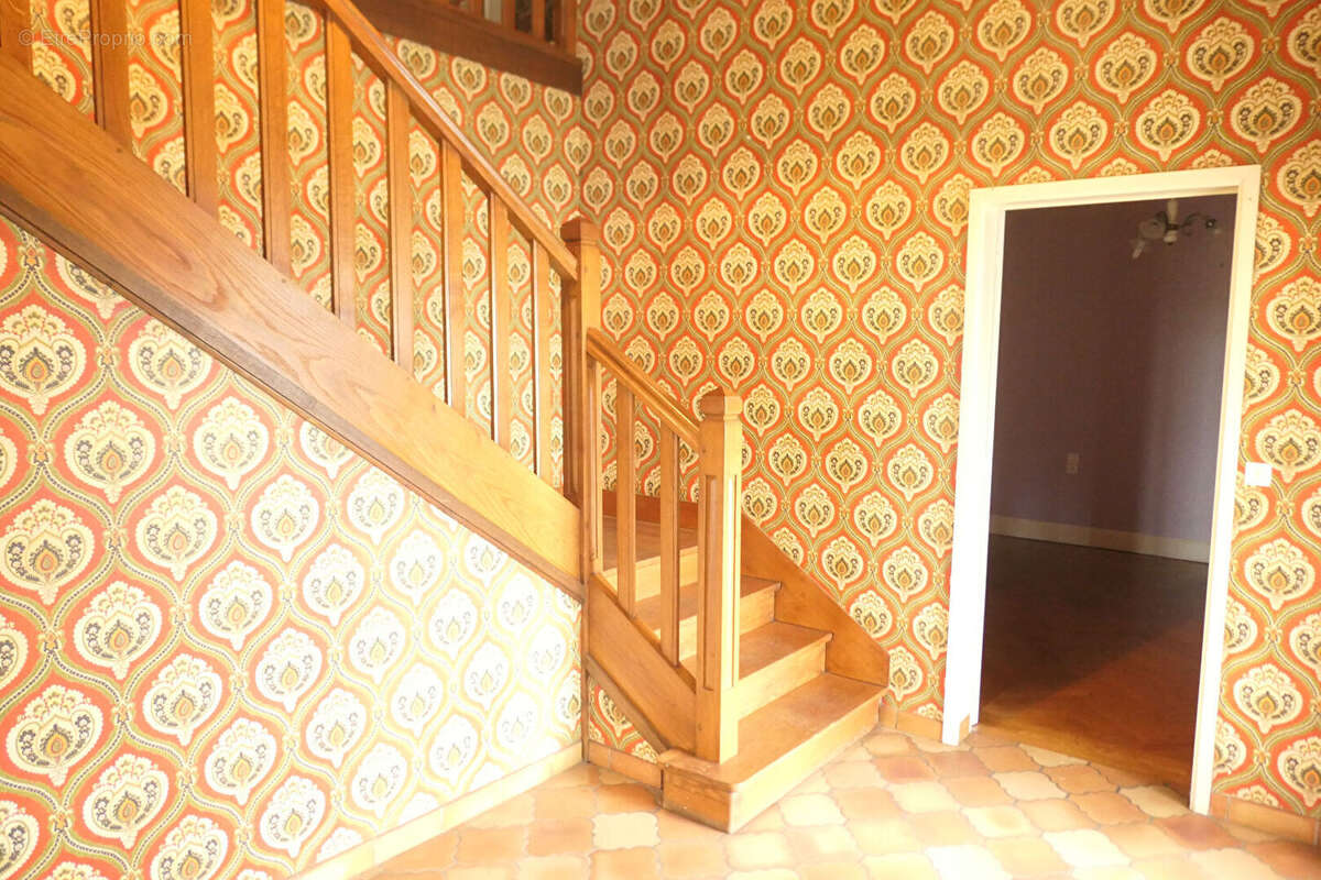 Maison à SAINT-HILAIRE-DU-HARCOUET