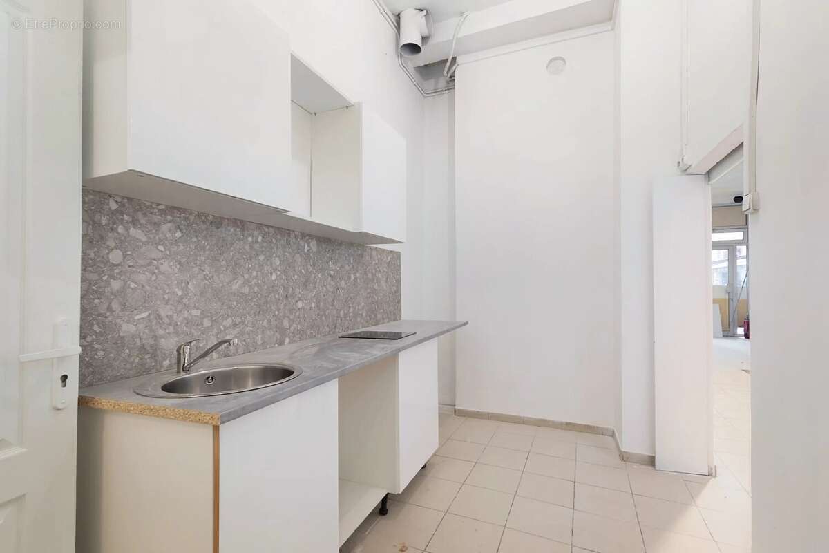 Appartement à PARIS-8E