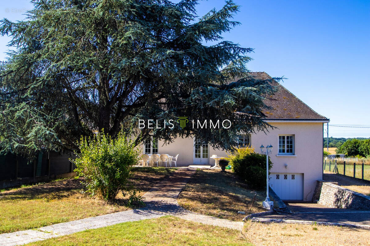 Maison à MONTLOUIS-SUR-LOIRE
