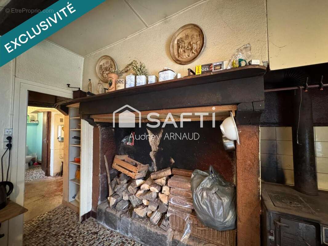 Maison 70 m² à Saint-Merd-La-Breuille  - photo 3