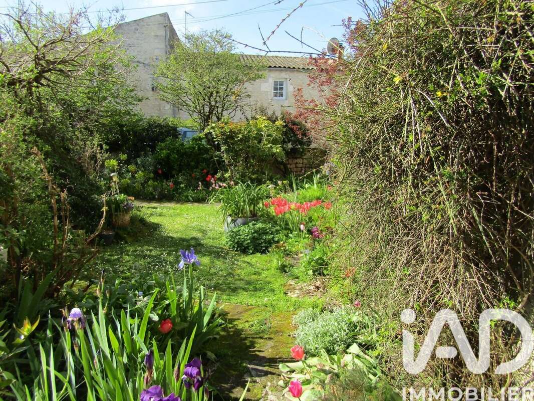 Photo 6 - Maison à LE GUA