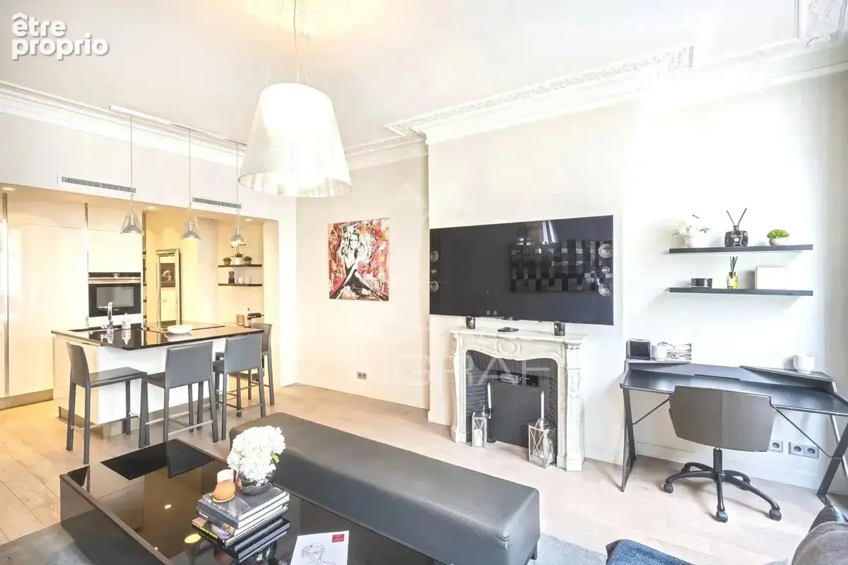 Exclusivité - Rue Saint Honoré - 2 pièces - Parfait état - Clim - photo 5