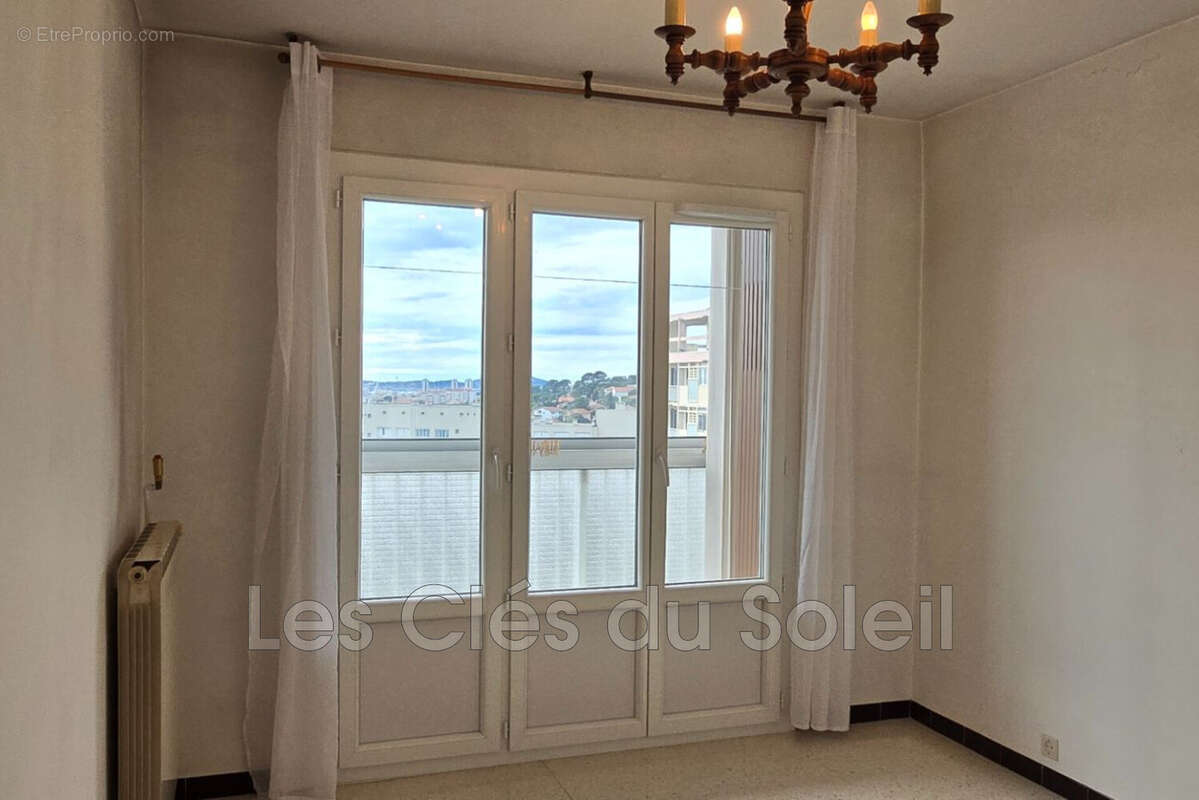 Appartement à LA VALETTE-DU-VAR
