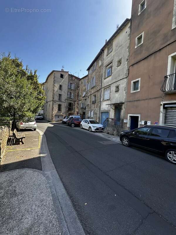 Appartement traversant, 2 chambres, 1 cave de 23 m2 - photo 8
