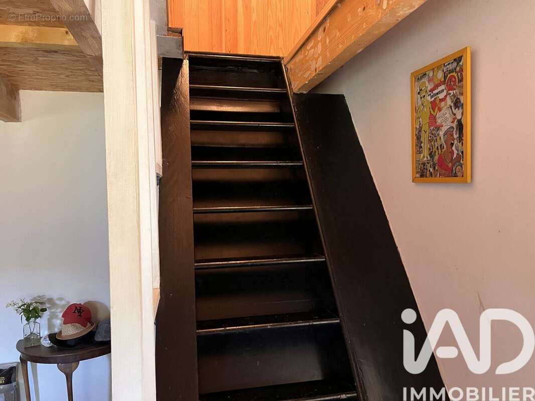 Maison 138 m² à Saint-Romain  - photo 6