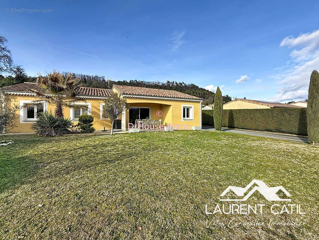 Maison 94 m² à Mours-Saint-Eusebe  - photo 2