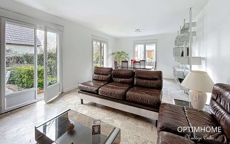 Maison à SAINT-REMY-LES-CHEVREUSE