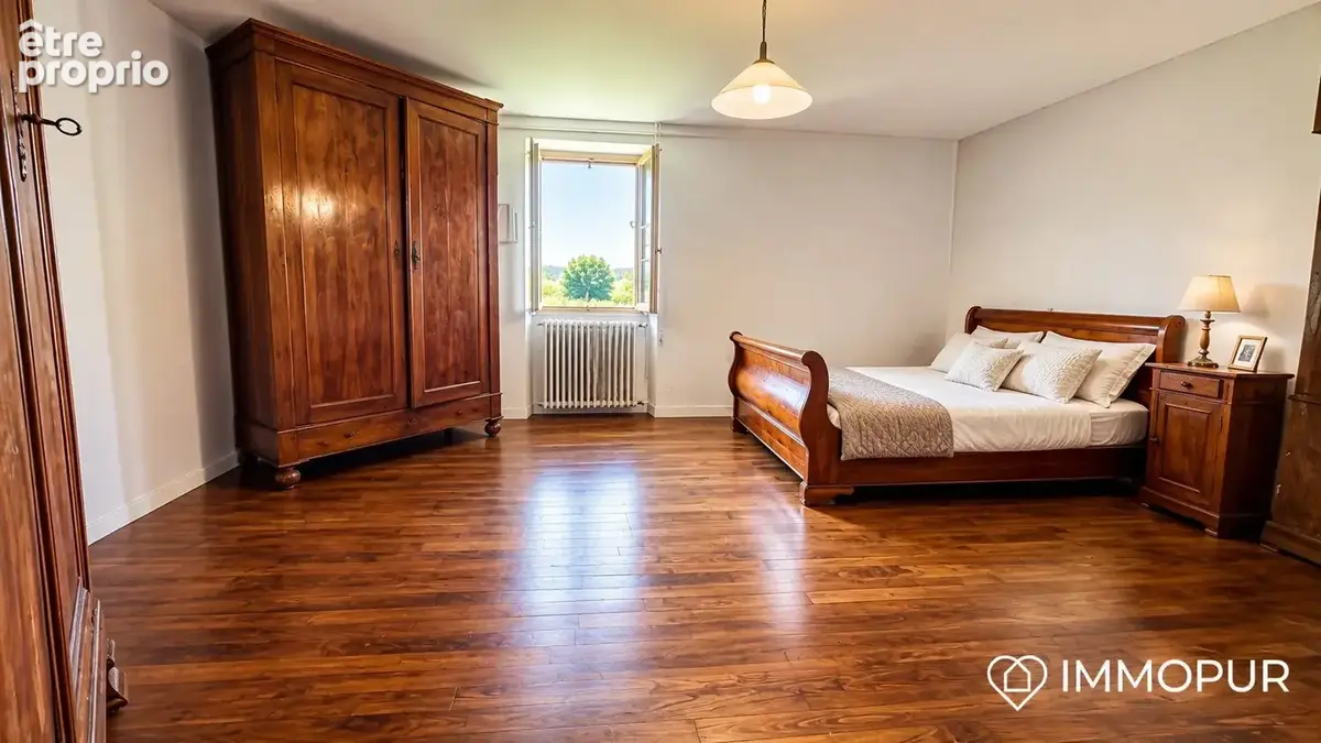 Maison 118 m² à Sainte-Foy-De-Longas  - photo 7