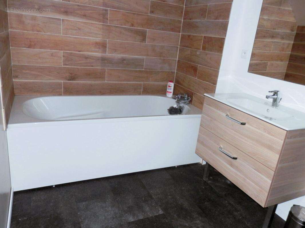 Maison à POIX-DE-PICARDIE