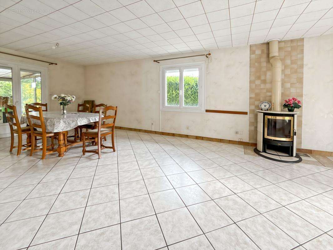 Maison à FLEURY-LES-AUBRAIS