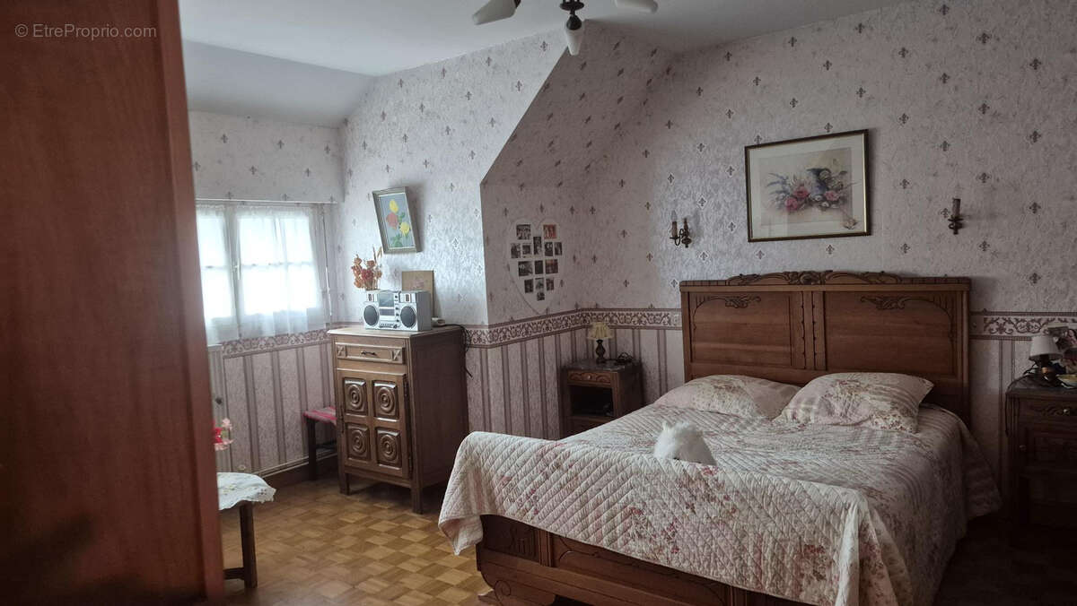 Maison à SABLE-SUR-SARTHE