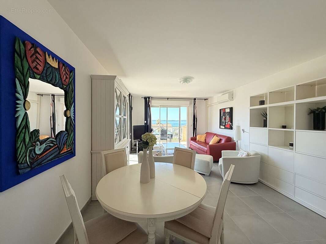 Appartement à LES ISSAMBRES