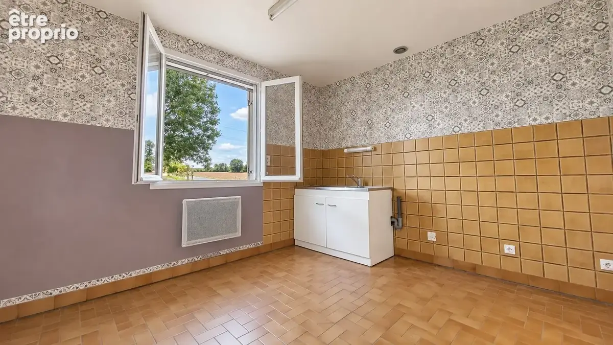 Maison 4 pièces 90 m² à vendre à Pierre-De-Bresse (71270) - photo 2