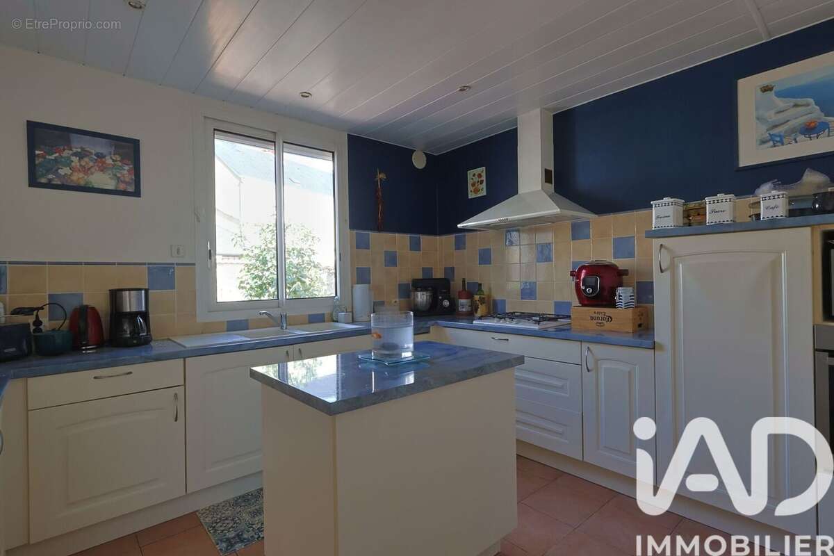 Maison 134 m² à Thouars  - photo 5