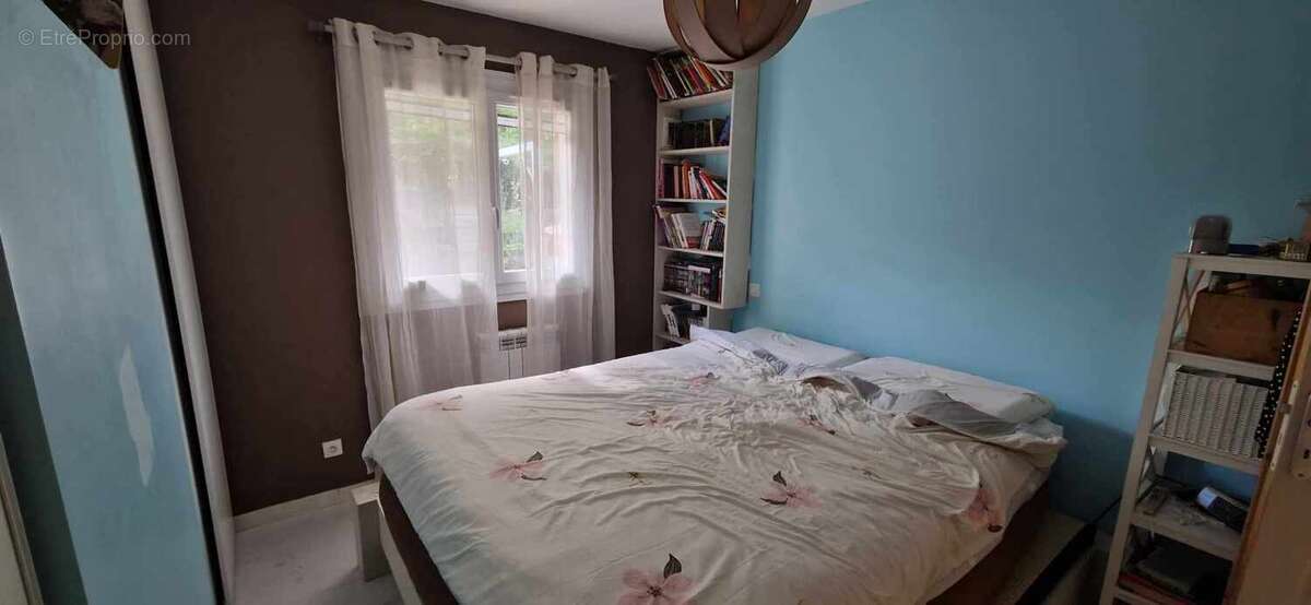 Maison à SAINT-CAPRAIS-DE-BORDEAUX