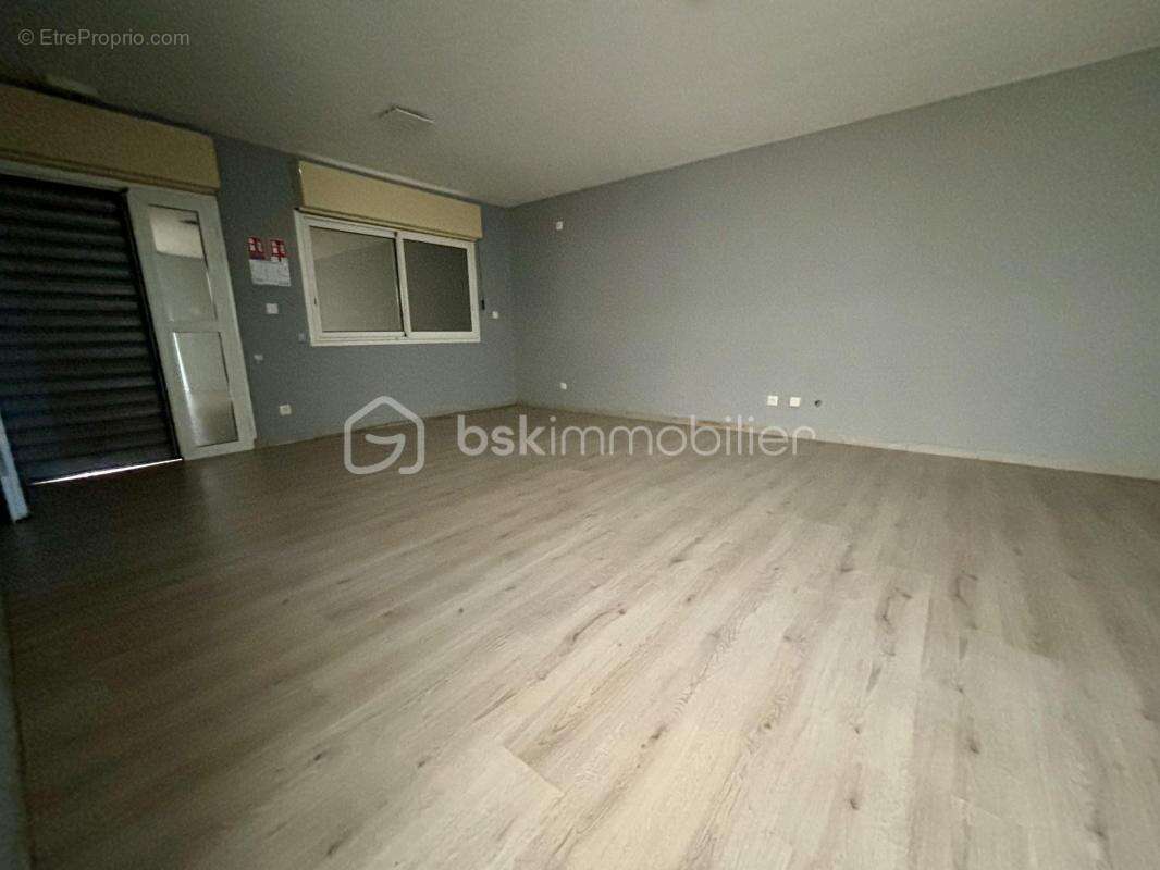 Appartement à SAINTE-SUZANNE