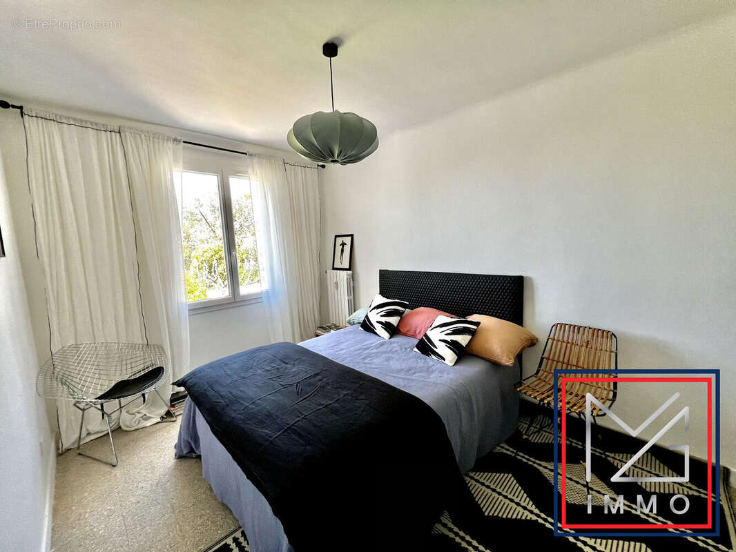 Appartement à SIX-FOURS-LES-PLAGES