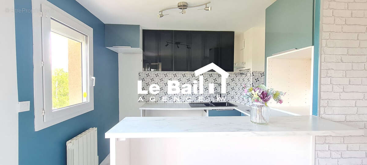 Appartement 60 m² à Osny  - photo 4