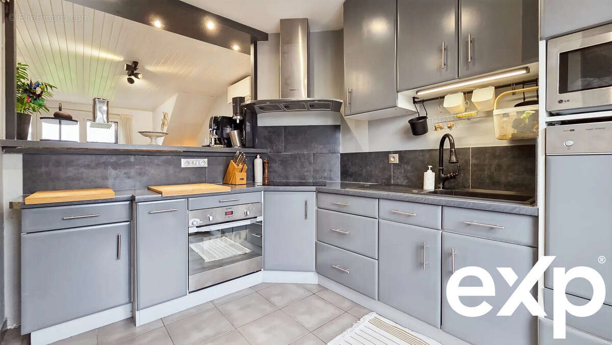 Appartement à VETRAZ-MONTHOUX