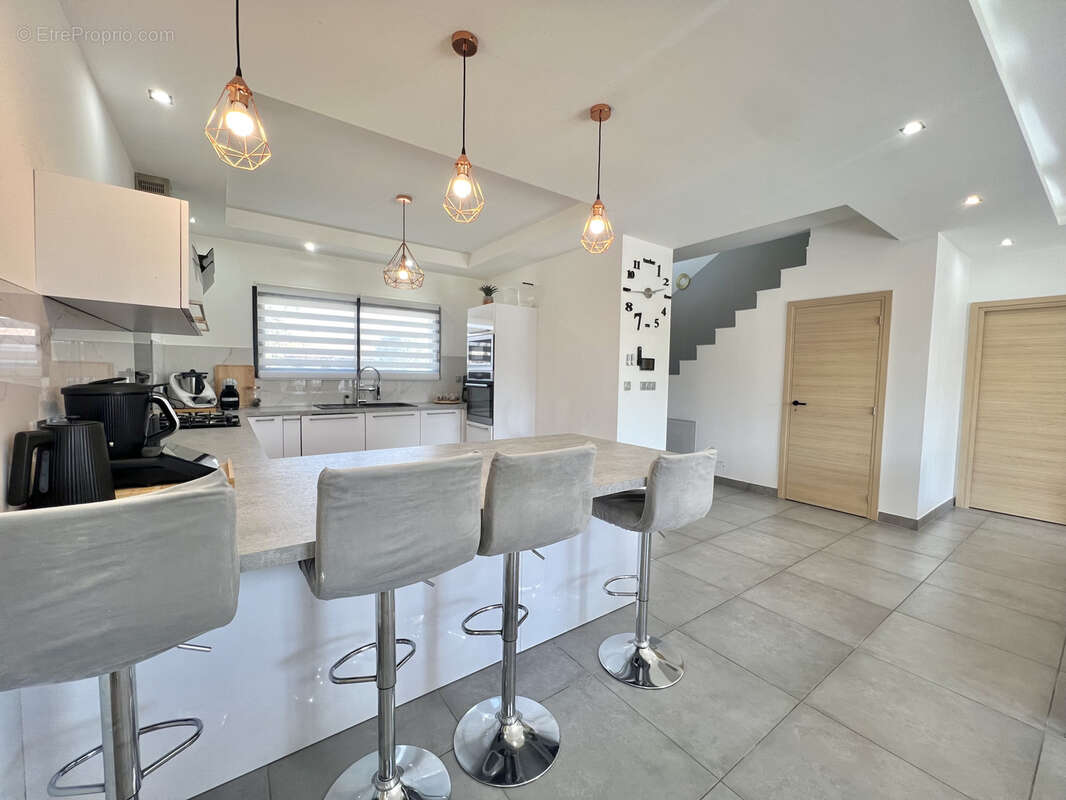 Maison à SAINT-GENIES-DE-MALGOIRES