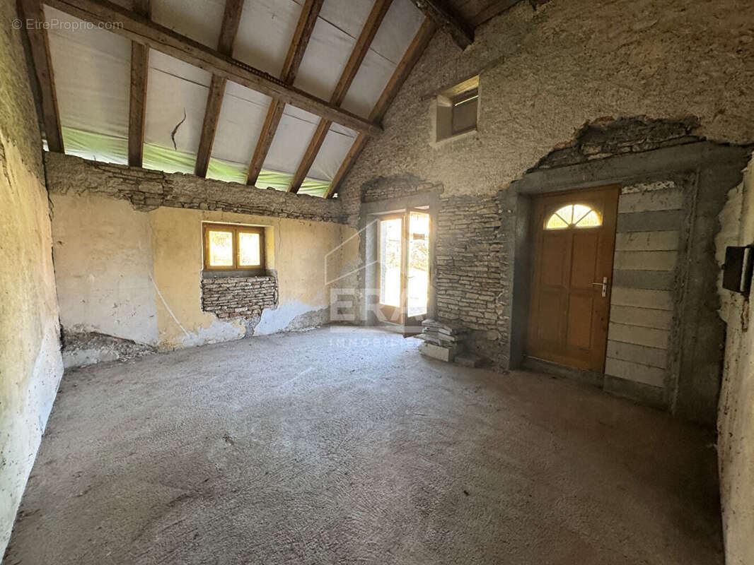 Maison à TREMOINS