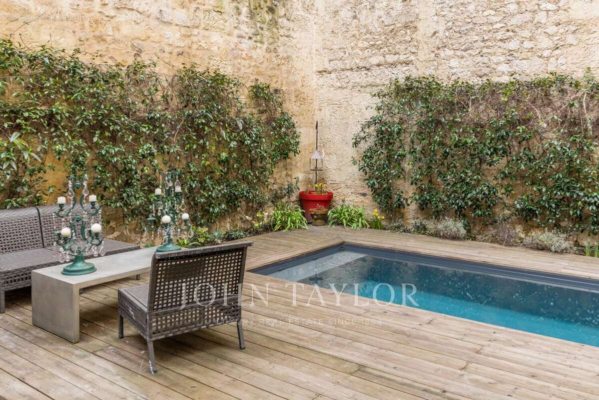 Appartement à BORDEAUX