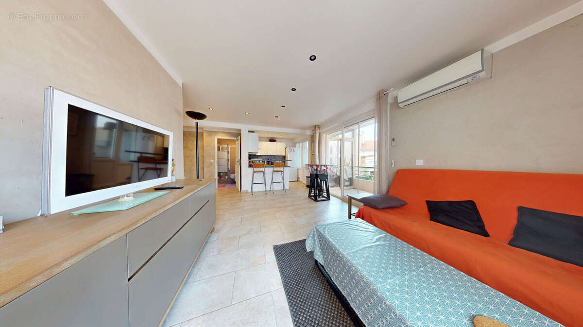 Appartement à SAINT-RAPHAEL