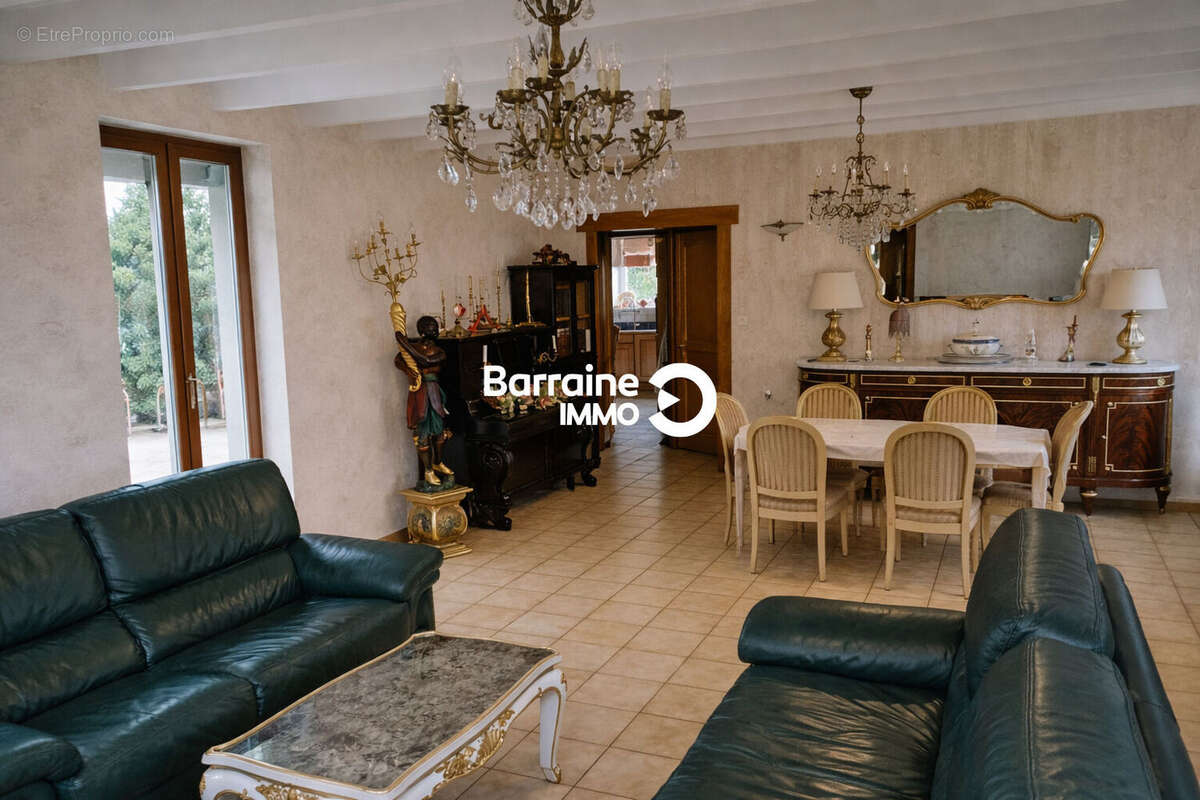 Maison à GUERLESQUIN
