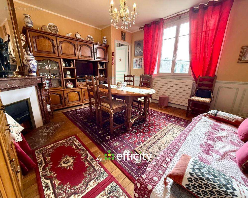 Appartement à LE CHESNAY
