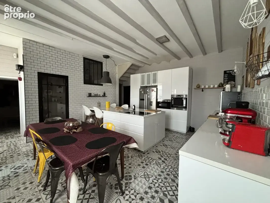 Maison 8 pièces 220 m² à vendre à Saint-Igny-De-Vers (69790) - photo 8