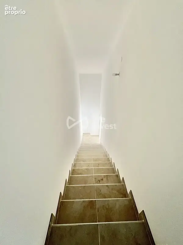 Maison 95 m² à Beauregard-Vendon  - photo 7
