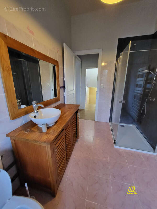 studio étage 1 - Appartement à VIREUX-MOLHAIN